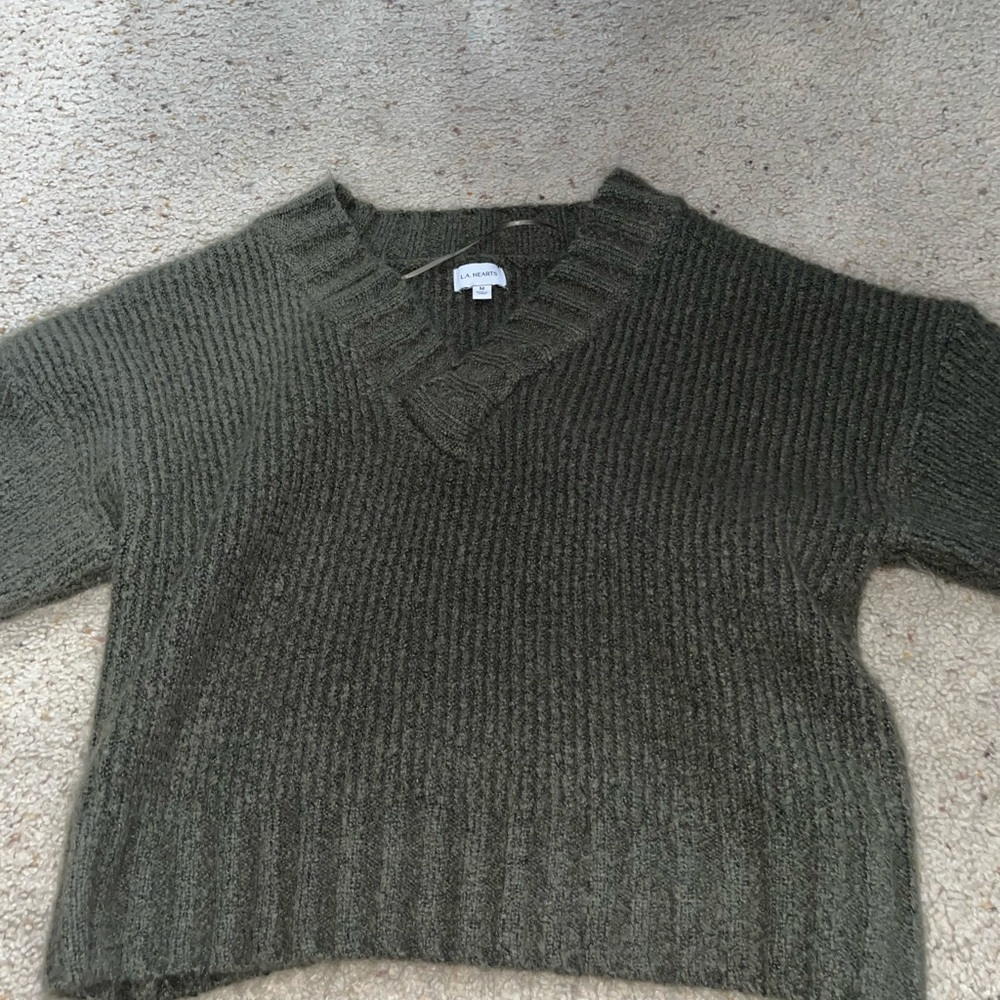 Green cropped sweater